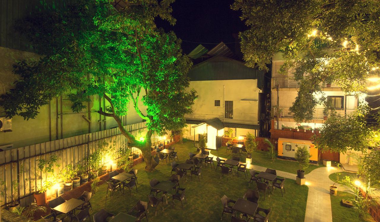 Hotel Rahil International Mahābaleshwar Exteriör bild